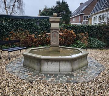 Franse dorpsfontein beschikbaar voor biedingen