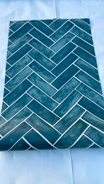 Vliesbehang lustro blue tegelprint 2 rollen €5 per rol, Huis en Inrichting, Ophalen of Verzenden, Minder dan 10 m²