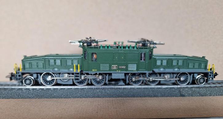 Märklin Krokodil Locomotief 13302, Hobby en Vrije tijd, Modeltreinen | H0, Gebruikt, Locomotief, Gelijkstroom of Wisselstroom