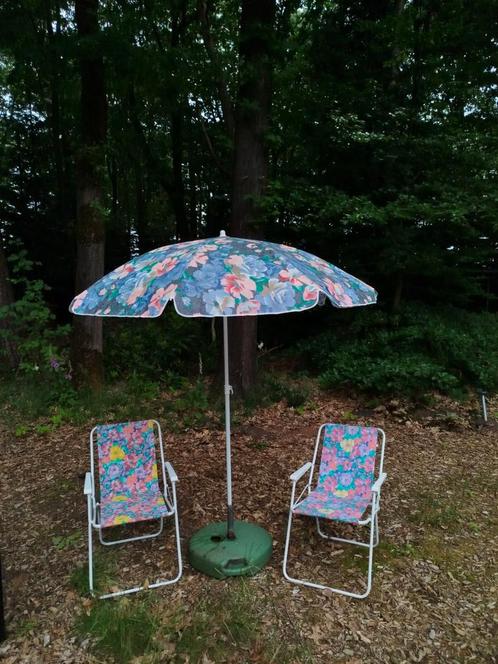 Vintage parasol met bloemen, Tuin en Terras, Parasols, Gebruikt, Stokparasol, Ophalen of Verzenden