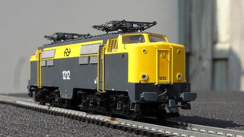 H0 DC Roco serie NS 1200 (1212) geel/grijs IV/V, Hobby en Vrije tijd, Modeltreinen | H0, Nieuw, Locomotief, Gelijkstroom, Roco
