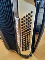 Accordiola Mignon Accordeon 80 bassen, Muziek en Instrumenten, Accordeons, Ophalen, Gebruikt, 80-bas, Met koffer