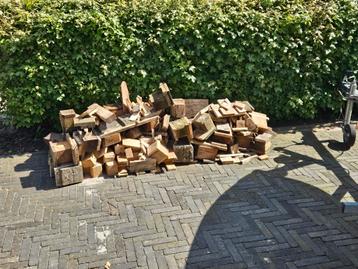Gratis hout brandhout kachelhout haardhout 