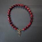 Kralen ketting rood met strikjes bedel, Sieraden, Tassen en Uiterlijk, Kettingen, Nieuw, Ophalen of Verzenden, Rood, Overige materialen
