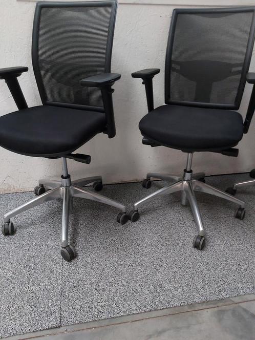 Sitlife model Rhea, Nieuwprijs €385, Huis en Inrichting, Bureaustoelen, Zo goed als nieuw, Zwart, Ophalen of Verzenden