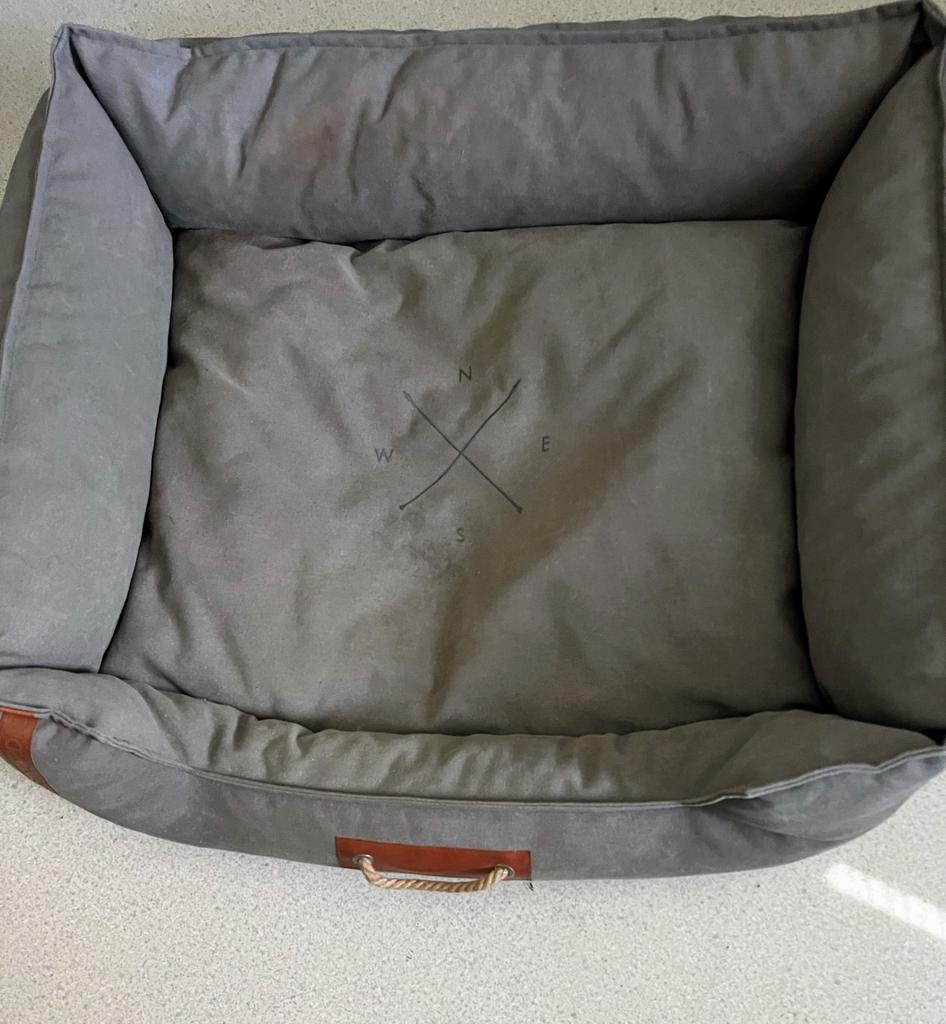Te koop Hondenmand, Ophalen of Verzenden, Gebruikt