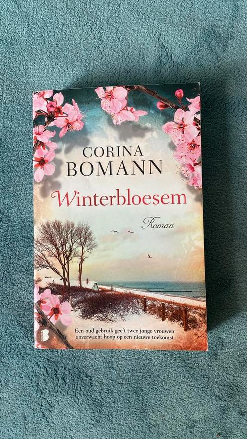 Corina Bomann - Winterbloesem, Boeken, Literatuur, Zo goed als nieuw, Nederland, Ophalen of Verzenden