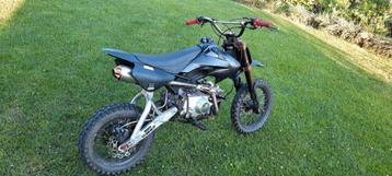 Pitbike Dirtbike 110 cc 4 versnellingen beschikbaar voor biedingen