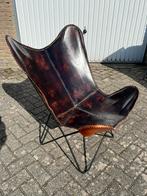 Vintage leren vlinderstoel, Huis en Inrichting, Stoelen, Ophalen, Gebruikt, Bruin, Leer