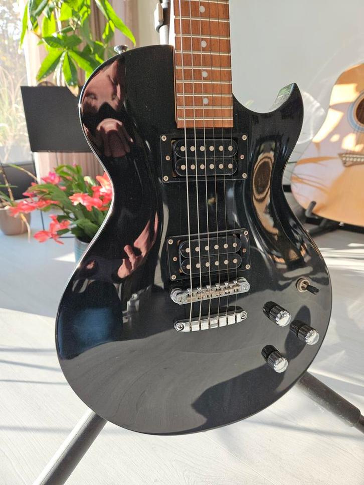 Ibanez GIO GART80 Elektrische Gitaar, Muziek en Instrumenten, Snaarinstrumenten | Gitaren | Elektrisch, Gebruikt, Solid body, Ibanez