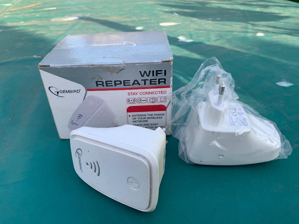 2 gembird wifi repeaters, Ophalen of Verzenden, Zo goed als nieuw, Gembird