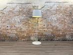 Foscarini Twiggy vloerlamp wit bij TheReSales, Ophalen of Verzenden, Zo goed als nieuw, Metaal, 200 cm of meer