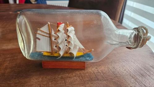 Driemaster schip in glas, Verzamelen, Beelden en Beeldjes, Gebruikt, Overige typen, Ophalen of Verzenden