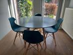 Moderne ronde tafel met 4 stoelen, Ophalen, 100 tot 150 cm, Rond, Zo goed als nieuw