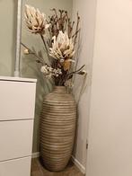 Hoge pot met nepbloemen en takken, Huis en Inrichting, Ophalen, Zo goed als nieuw, Overige kleuren, Minder dan 50 cm