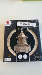 Bouwpakket Music Box - chistmas carousel, Hobby en Vrije tijd, Ophalen, Zo goed als nieuw