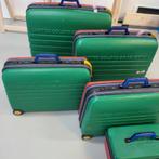 kofferset  BENNETON, Ophalen, Gebruikt, Hard kunststof, 70 cm of meer