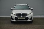 BMW iX1 eDrive20 M Sport | Trekhaak / Panoramadak / Harman K, Stof, Met garantie (alle), Wit, 204 pk