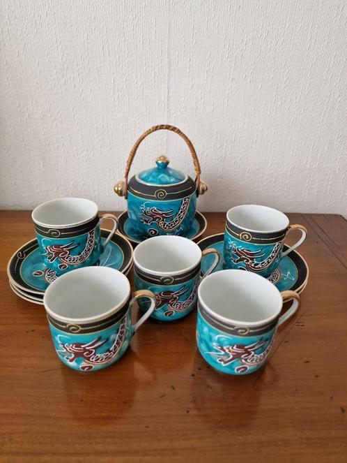 Porselein eierschaal servies Chinees handbeschilderd, Antiek en Kunst, Curiosa en Brocante, Verzenden