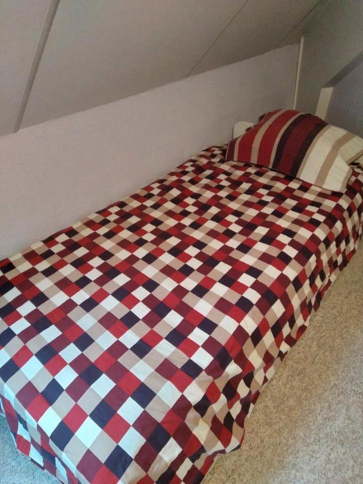 Mooie dekbedovertrek 140x200cm (2x), ook voor lits-jumeaux., Huis en Inrichting, Slaapkamer | Beddengoed, Zo goed als nieuw, Dekbedovertrek