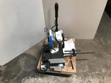 Metaal afkortzaag, Huvema, BL225 SV, 230 volt, tafelmodel beschikbaar voor biedingen