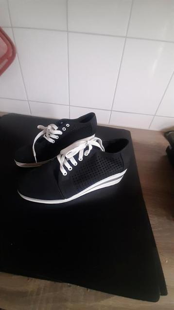 Damesschoenen,sneackers met sleehak maat 41