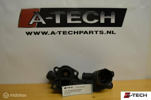 Thermostaathuis  Audi A1 8X 1.2 TFSI Ambition 03f121026b, Auto-onderdelen, Motor en Toebehoren, Audi, Gebruikt, Ophalen of Verzenden