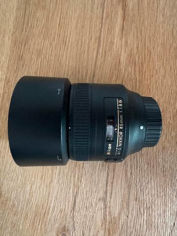 Nikon AF-S Nikkor 85mm 1.8G Lens beschikbaar voor biedingen