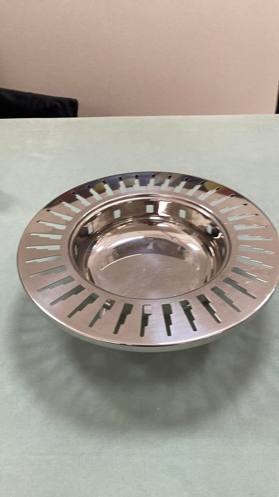 Alessi fruitschaal. Klassieker! Gemerkt., Huis en Inrichting, Overige materialen, Schaal, Rond, Ophalen of Verzenden