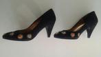 Zwarte leren suede pumps met strass steentjes mt 35, Ophalen of Verzenden, Zo goed als nieuw, Zwart