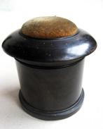 Antieke ebbenhouten pot met pennenspons uit Frankriijk,, Ophalen of Verzenden