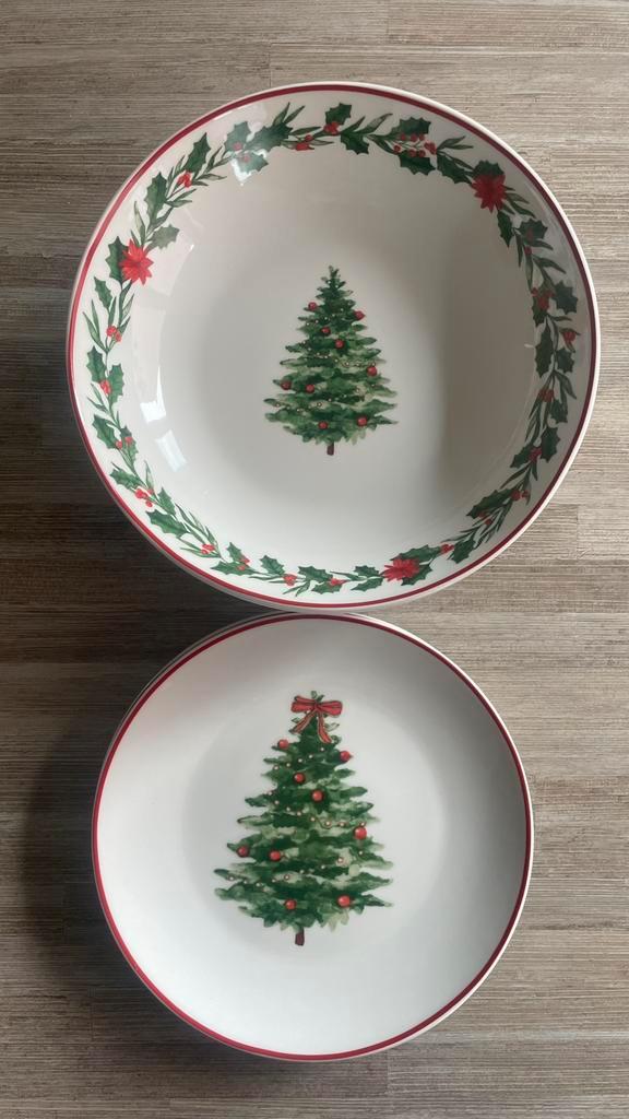 Kerstservies - NIEUW, Huis en Inrichting, Keuken | Servies, Nieuw, Bord(en), Overige stijlen, Porselein, Ophalen