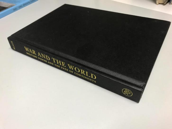 War and the World, Boeken, Oorlog en Militair, Gelezen, Ophalen of Verzenden