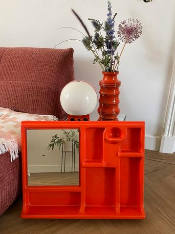 Vintage Space Age Spiegel Utensilo Jaren 60/70 Oranje beschikbaar voor biedingen