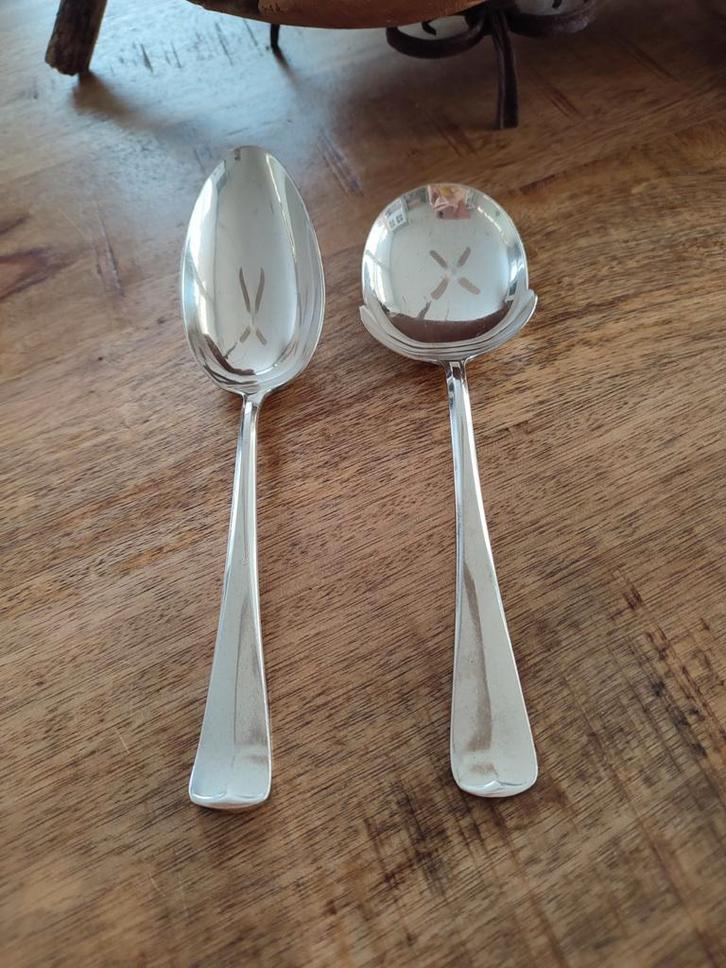 Gerritsen verzilverde Groente & Aardappel lepel.Haagse lof., Antiek en Kunst, Antiek | Bestek, Ophalen of Verzenden