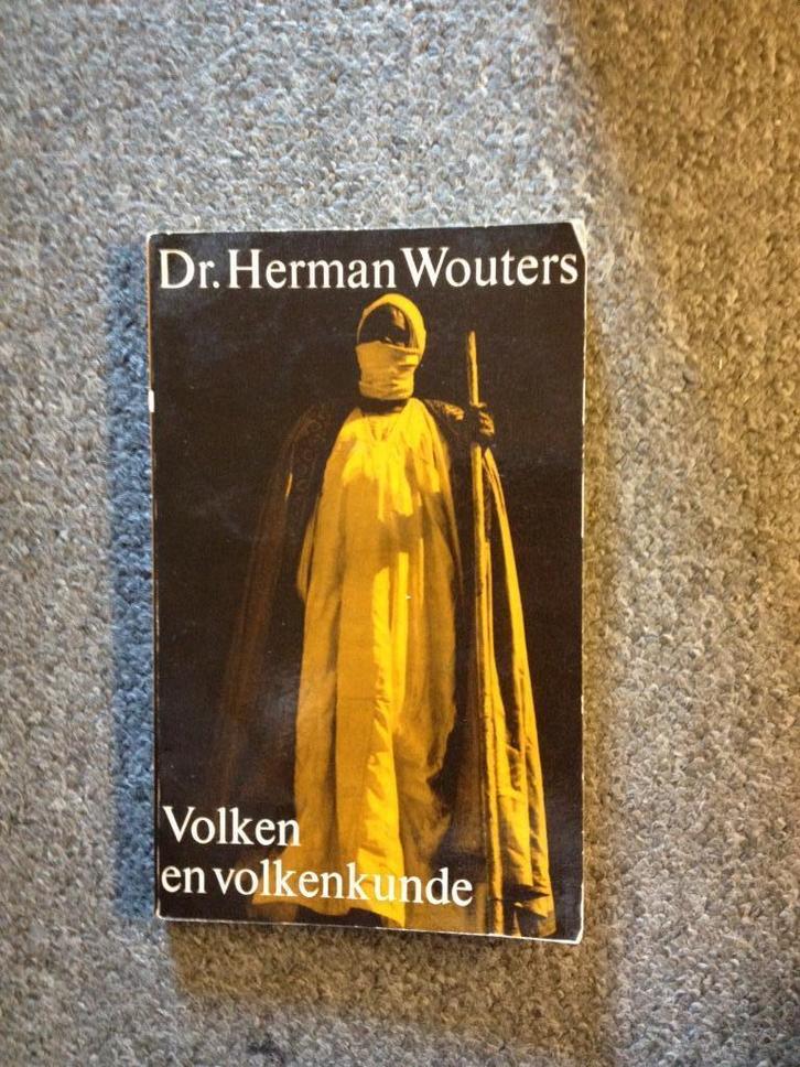 Volken en Volkenkunde; door Dr. Herman Wouters, Boeken, Wetenschap, Gelezen, Sociale wetenschap, Ophalen of Verzenden