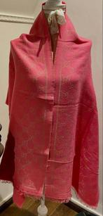 100% Originele • GUCCI • Roze Shawl Sjaal met Goud draad, Gucci, Ophalen of Verzenden, Nieuw, Sjaal