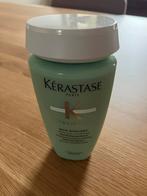 Kerastase specifique shampoo, Sieraden, Tassen en Uiterlijk, Uiterlijk | Haarverzorging, Ophalen of Verzenden, Zo goed als nieuw