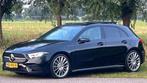 Mercedes-Benz A-Klasse 200 AMG-LINE NAVIGATIE WIDESCREEN, AP, 12 maanden, Gebruikt, 4 cilinders, Zwart