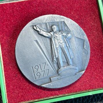 Sovjet Medaille 60 Jaar USSR & Lenin - Zeldzaam! beschikbaar voor biedingen