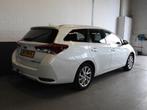 Toyota Auris 1.8 Hybrid Trend € 16.345,00, Auto's, Toyota, Nieuw, Origineel Nederlands, 98 pk, 5 stoelen