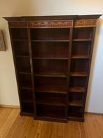 Antieke mahonie breakfront boekenkast met rozenh guirlandes, Antiek en Kunst, Antiek | Meubels | Kasten, Verzenden