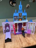 Frozen 2 inklapbaar kasteel / barbiehuis, Kinderen en Baby's, Speelgoed | Poppenhuizen, Ophalen of Verzenden, Zo goed als nieuw