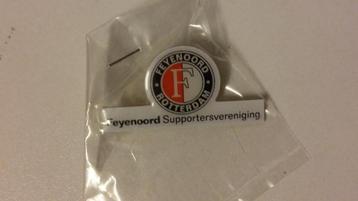 Feyenoord Rotterdam voetbal supportersvereniging sport pin beschikbaar voor biedingen