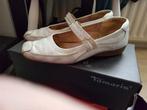 tamaris schoenen maat 38 wit, Tamaris, Wit, Ophalen of Verzenden, Zo goed als nieuw