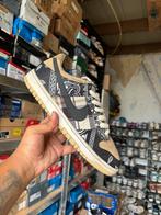 Nike SB Dunk Low Travis Scott 44 Valt als 43, Overige kleuren, Ophalen of Verzenden, Sneakers of Gympen, Zo goed als nieuw