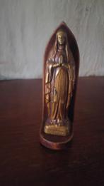 Een eiken hanger met beeld  Lourdes, Verzamelen, Religie, Ophalen of Verzenden, Zo goed als nieuw, Beeld(je), Overige religies