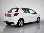 Toyota Yaris 1.5 Hybrid Aspiration Limited | Navigatie | Cam, Auto's, Toyota, 12 maanden, Gebruikt, Euro 6, Wit