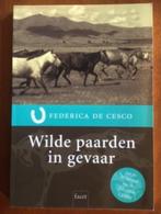 Wilde paarden in gevaar - Federica de Cesco, Ophalen of Verzenden, Gelezen, Fictie