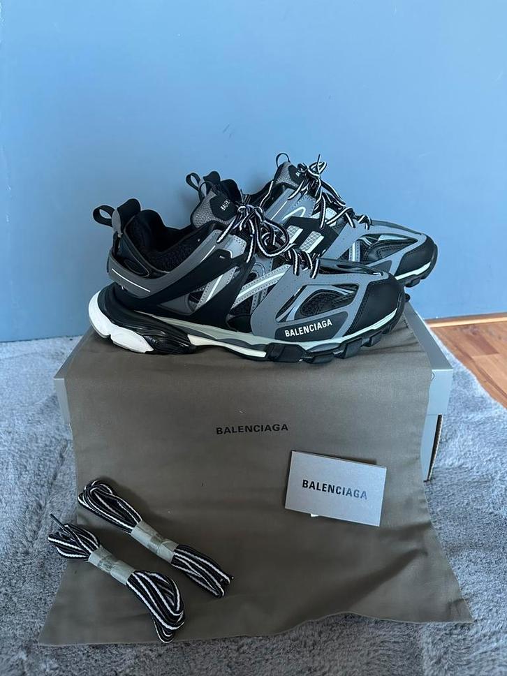 Balenciaga track 44, Kleding | Heren, Schoenen, Zo goed als nieuw, Zwart, Ophalen of Verzenden